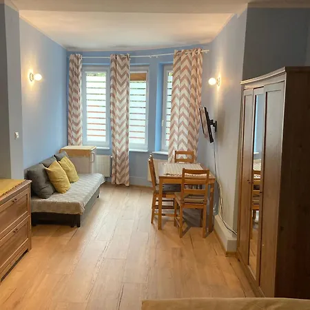 Stacja Do Wynajecia 招待所 索波特