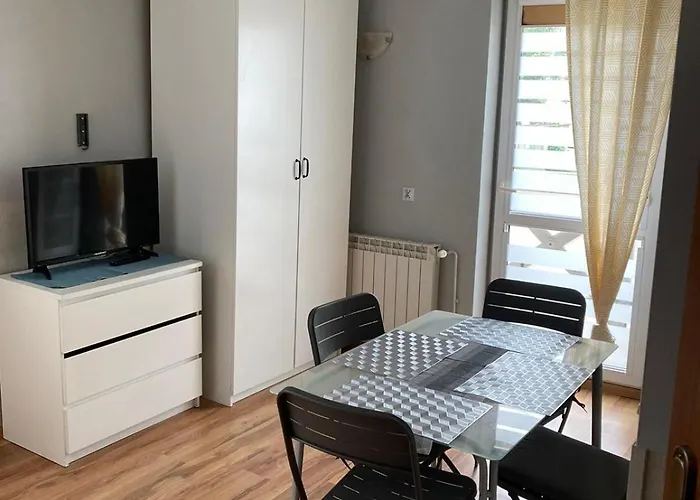 Stacja Do Wynajecia 3*