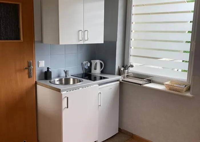 Stacja Do Wynajecia 招待所 索波特