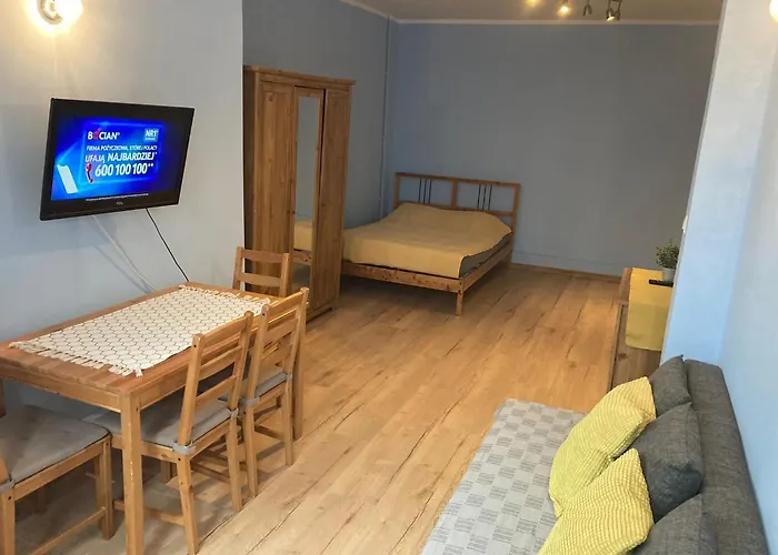 Stacja Do Wynajecia 招待所 索波特